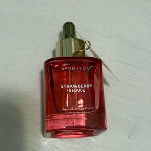 Sand + Fog Strawberry Shake Eau De Parfum Oil - Red